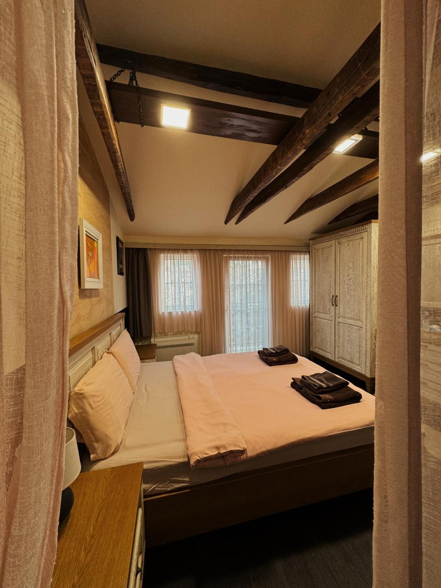 Boutique Guest House Yes For You Plovdiv Ngoại thất bức ảnh